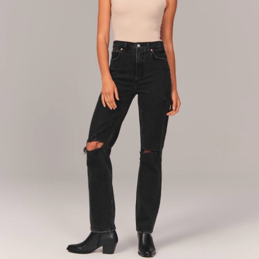 Abercrombie The 90’s Straight Ultra High Rise Black Jeans 27 | 4 Short